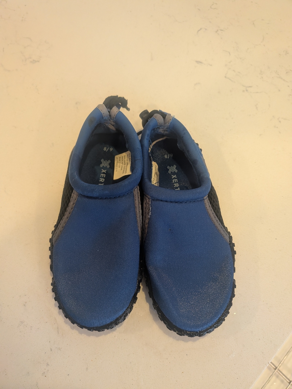 Kids Water Shoes in Blue 8/9